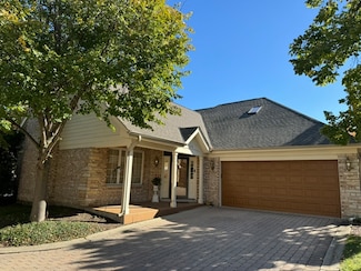 309 Rivershire Ct, Lincolnshire, IL 60069
