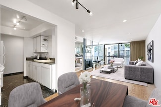 906 N Doheny Dr Unit 322, West Hollywood, CA 90069