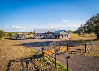 345 Laguna Rd, Bandera, TX 78003