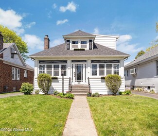 26 Marwill St, Albany, NY 12209