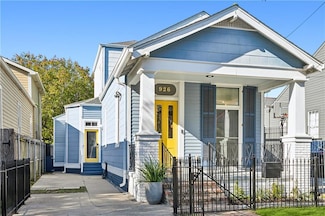 926 Valence St, New Orleans, LA 70115