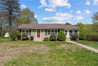56 Litzen Rd, North Smithfield, RI 02896