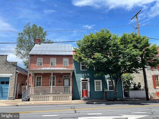209 S Braddock St, Winchester, VA 22601
