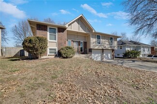3109 SW Jackson St, Blue Springs, MO 64015