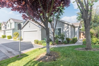 6465 Laguna Mirage Ln, Elk Grove, CA 95758