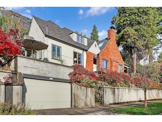 2207 NE Ridgewood Dr, Portland, OR 97212