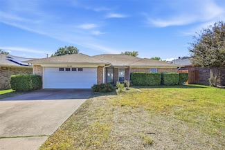 3509 Willowbrook Dr, Fort Worth, TX 76133