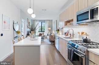 7175 12th St NW Unit 411, Washington, DC 20012