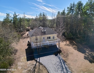 1773 Kennels Beach Rd, Grantsboro, NC 28529