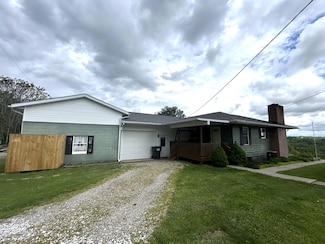 3049 Palace Heights Ln NW, Malta, OH 43758