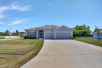 502 SW Dauphin Ave, Port St. Lucie, FL 34953