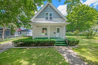209 Park St, Plainwell, MI 49080