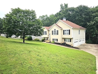 1741 Silver Way, Lithia Springs, GA 30122