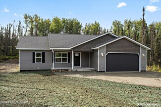 7074 W Bruns Dr, Meadow Lakes, AK 99623