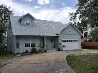 2969 Laurel Dr, Gulf Breeze, FL 32563