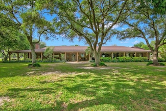 2999 59th St, Port Arthur, TX 77640