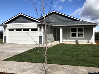 1923 SW 14th Ave, Albany, OR 97321