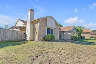 2440 Sunflower Dr, Arlington, TX 76014