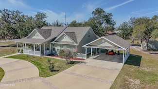 7101 Paul Conrad Dr, Southport, FL 32409