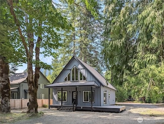 129 Slalom Way, Packwood, WA 98361