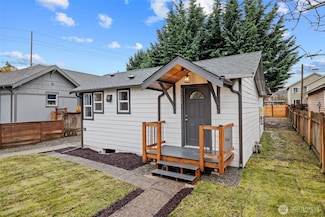 1521 N 3rd St, Renton, WA 98057