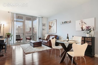 225 E 34th St Unit 14D, New York, NY 10016