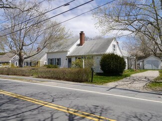7 South St, Harwich Port, MA 02646