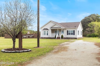 1441 Haw Branch Rd, Beulaville, NC 28518
