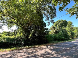 1500 Shell Camp Rd, Gladewater, TX 75647