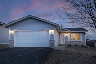 938 7th Ave NW, Hutchinson, MN 55350