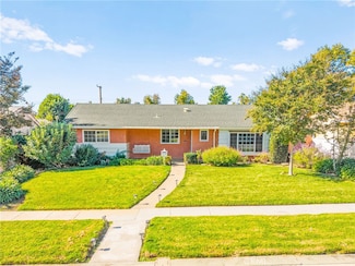 1361 N 3rd Ave, Upland, CA 91786