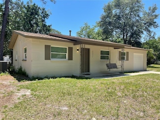 2931 NE 17th Dr, Gainesville, FL 32609