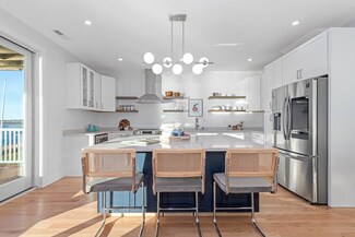191 Court Rd Unit 1, Winthrop, MA 02152