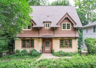 2110 Bascom St, Madison, WI 53726