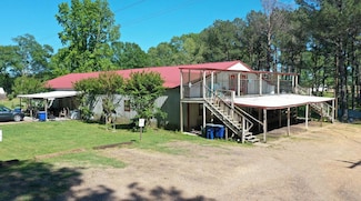 1939 Brumfield Rd SW, Summit, MS 39666