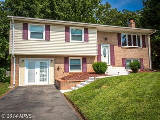 4930 Kirkdale Dr, Woodbridge, VA 22193