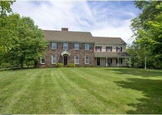2445 Fox Run, Riegelsville, PA 18077