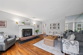 6147 Centerville Rd, Williamsburg, VA 23188