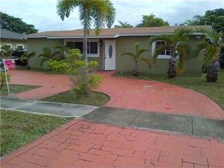 17335 NW 78th Ave, Hialeah, FL 33015