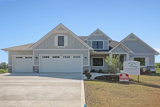 4564 Winding Creek Ln, Zeeland, MI 49464