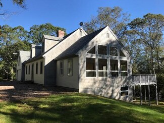 6 Fuller Farm Rd, Cataumet, MA 02534