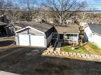 1053 NW South Shore Dr, Kansas City, MO 64151