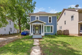 415 E 4th St, Newton, KS 67114