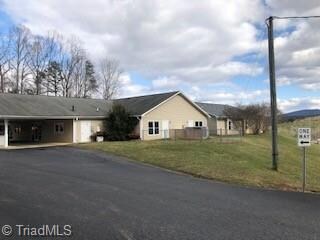 320 Old Westfield Rd, Pilot Mountain, NC 27041