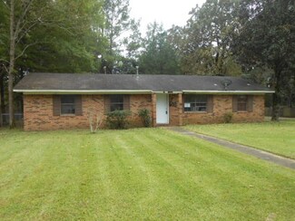 600 E Academy St, Canton, MS 39046