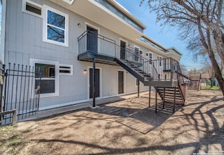 926 King Ave Unit 3, San Antonio, TX 78211