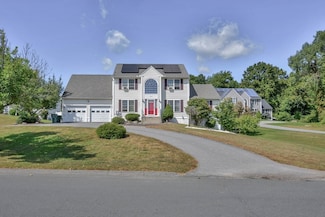 109 Macintosh Ln, Fitchburg, MA 01420