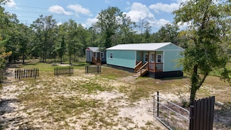 261 Royal Palm Ave, Defuniak Springs, FL 32433