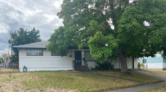 3828 E Carlisle Ave, Spokane, WA 99217