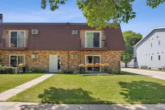 2575 Pacific Dr S Unit 301, Fargo, ND 58103